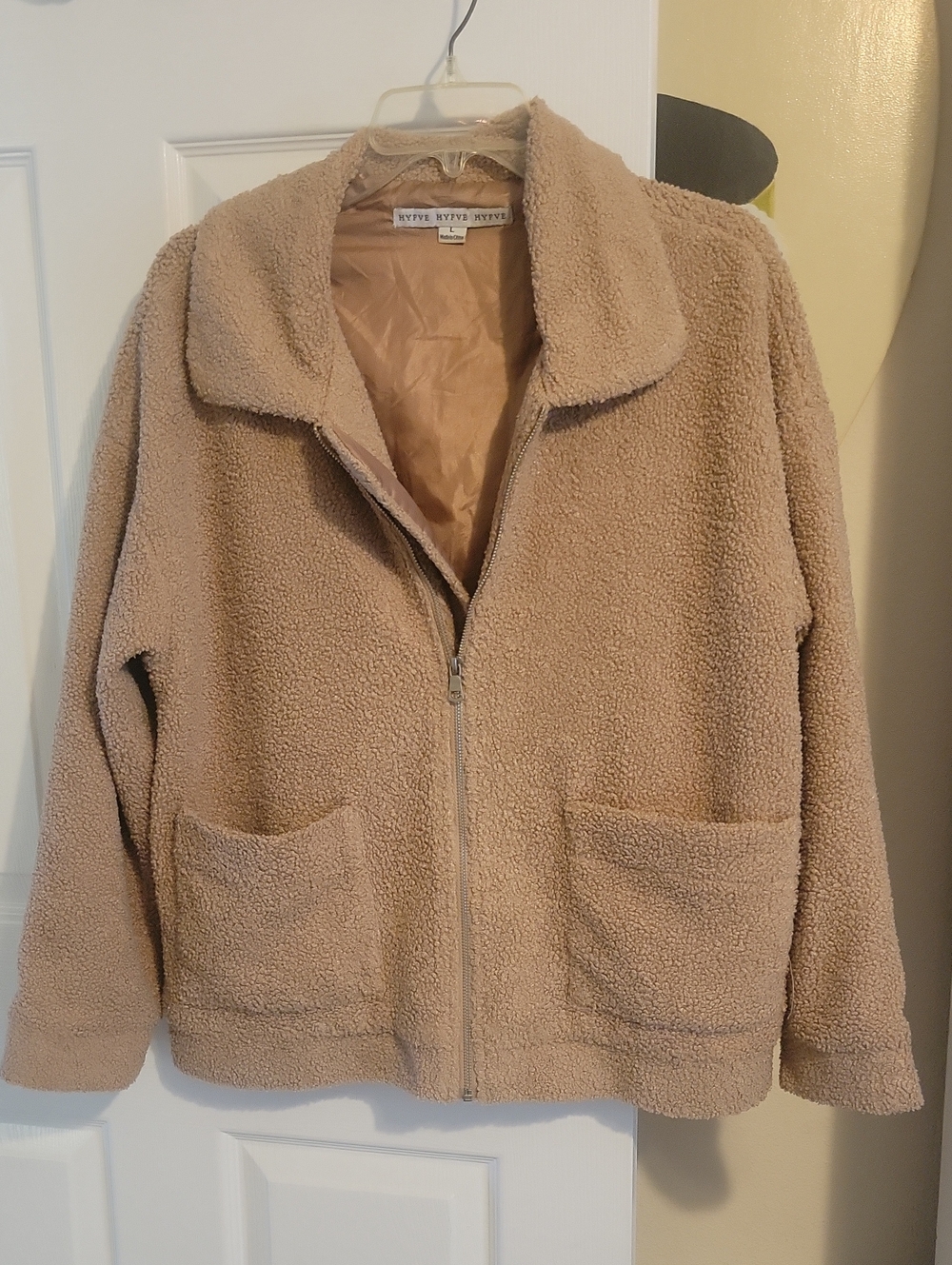 HYFVE Tan Teddy Sherpa Zip Up Jacket Coat Size L